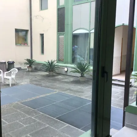 Studio Double Occupancy Apartment *